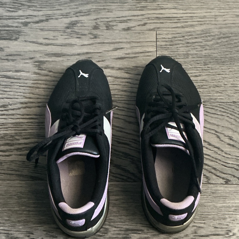 Puma Black with Light Pink Accent Athletic Shoes